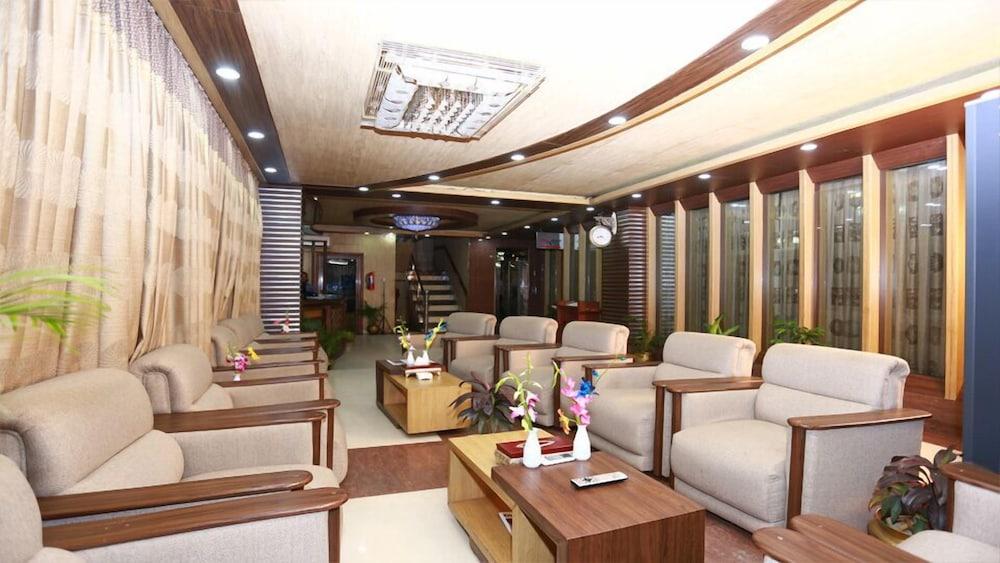 דאהקה Marino Hotel - Best Near Airport מראה חיצוני תמונה