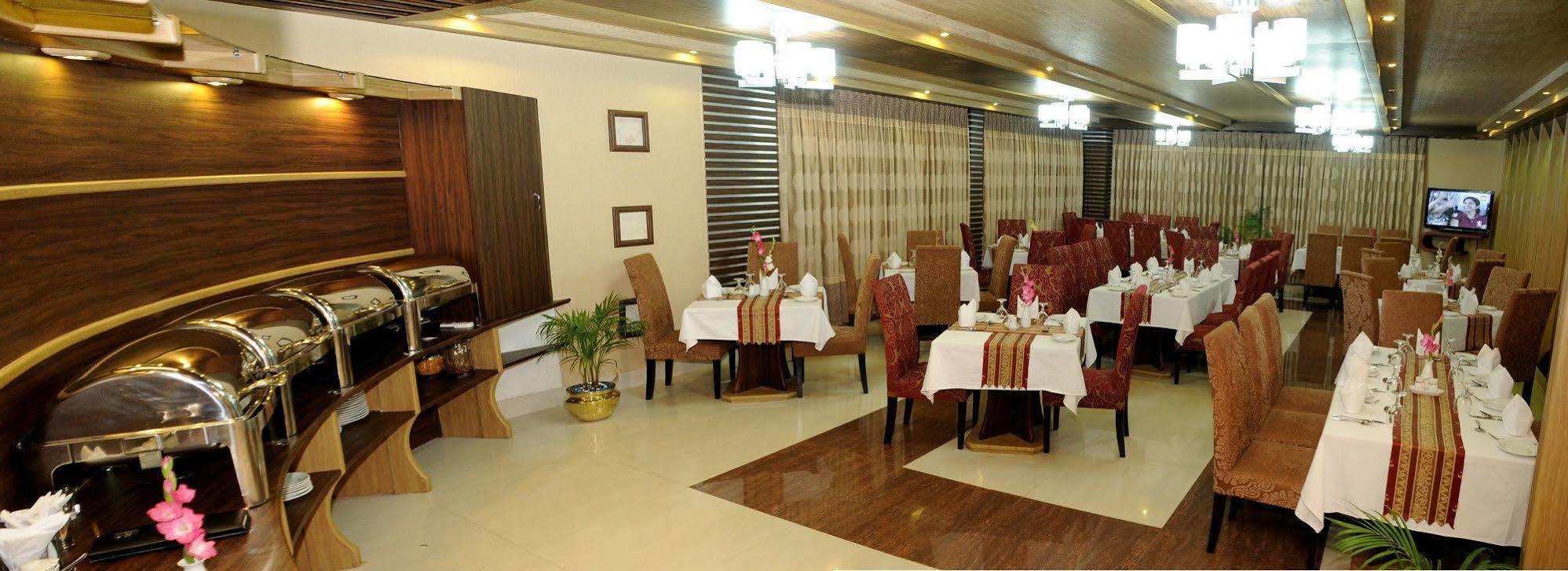 דאהקה Marino Hotel - Best Near Airport מראה חיצוני תמונה